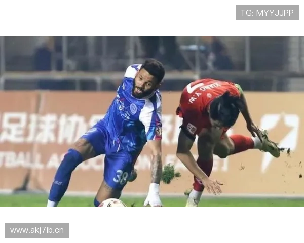 中甲激战全程直播解析赛场精彩瞬间与球队最新动态 - 副本 - 副本 (2) 中甲激战全程直播解析赛场精彩瞬间与球队最新动态 - 副本 - 副本 (2)